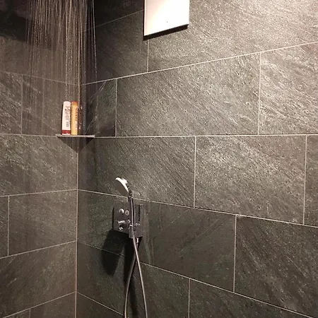 Apartamento 3.5 Zimmer Mit Aussichtsterrasse Zurique