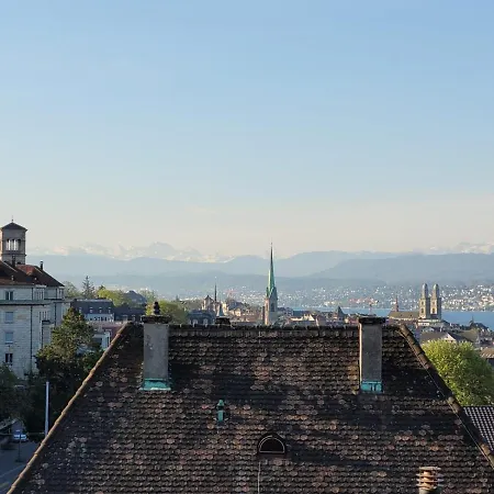 3.5 Zimmer Mit Aussichtsterrasse * Zurique