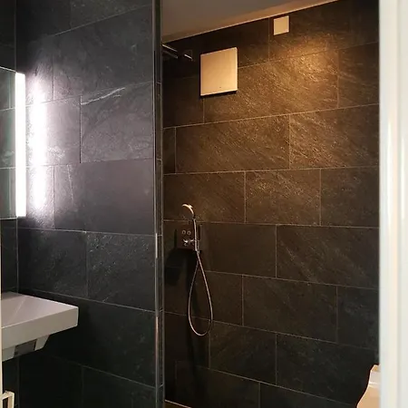 Apartment 3.5 Zimmer Mit Aussichtsterrasse Zürich