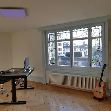 3.5 Zimmer Mit Aussichtsterrasse Apartment *